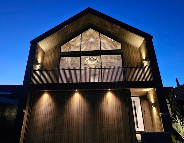 Maru light by David Trubridge - Image 8